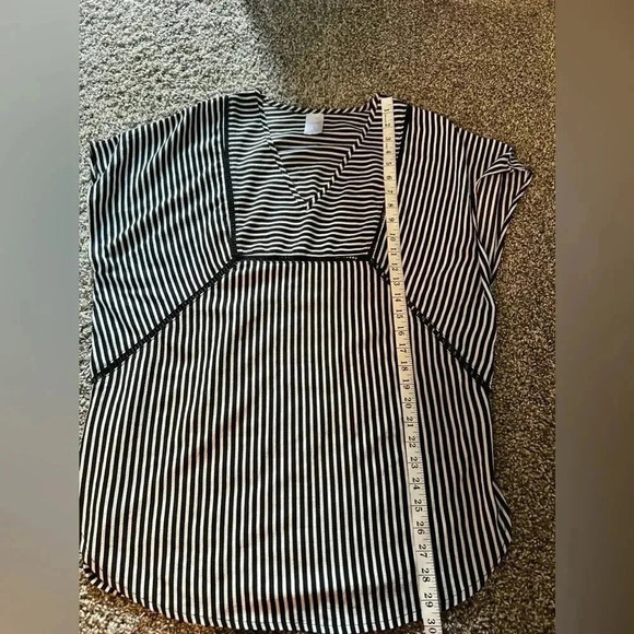 XHILARATION BLACK &White Striped oversized short sleeve peasant top size medium - Picture 8 of 8